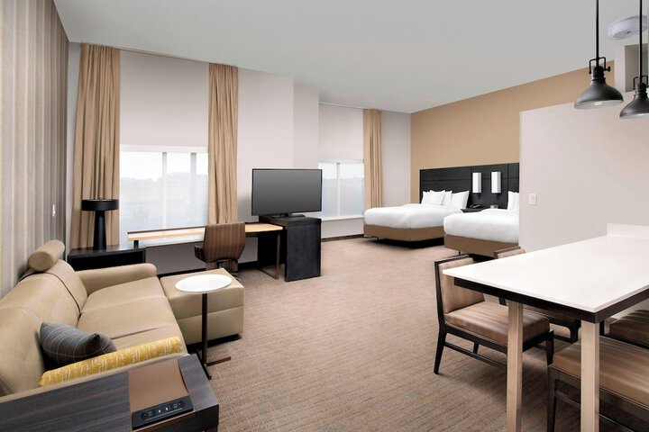 Room 19 of 39