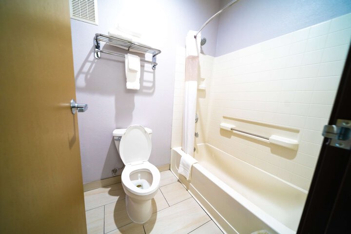 Room 9 of 22