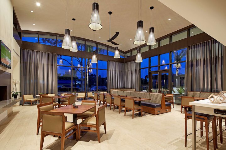Hotel Interior 10 of 31