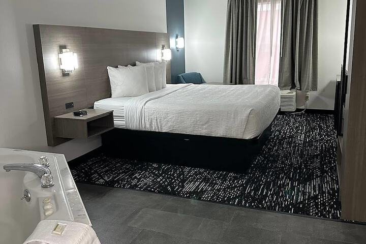 Baymont by Wyndham La Grange KY Southeast