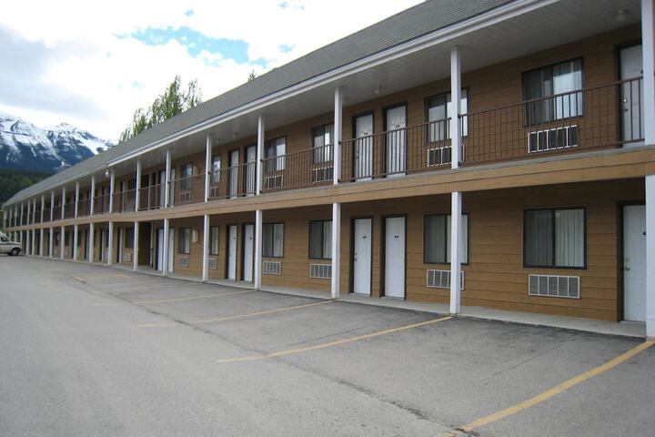 Hotel 10 of 56
