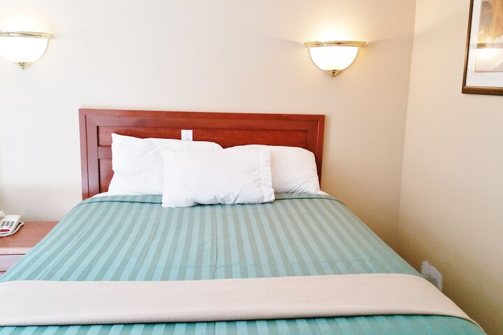 Room 15 of 60