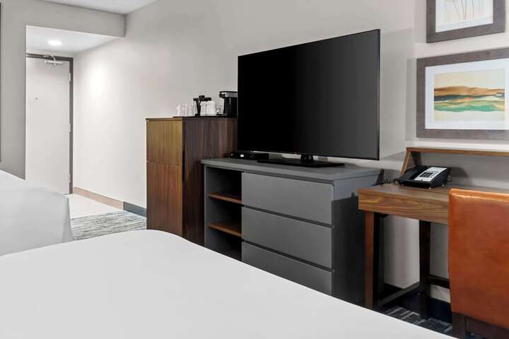 Room 22 of 26
