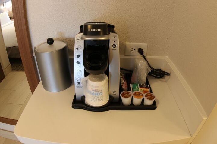 Breakfast/Coffee Service 20 of 28