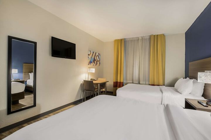 Room 18 of 35