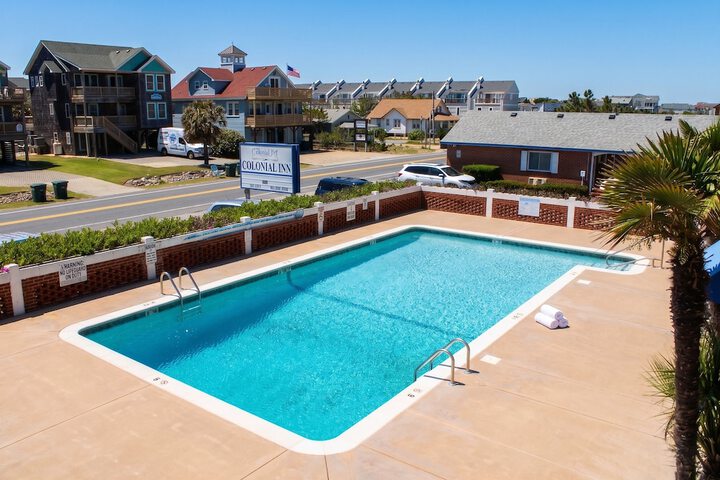 Colonial Inn Motel