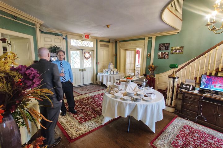 Montague Inn