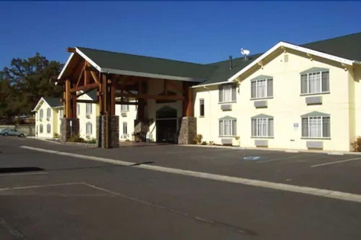 Hotel 5 of 38