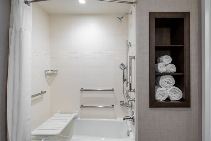 Room 20 of 48