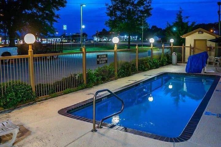 Baymont Inn and Suites Carthage