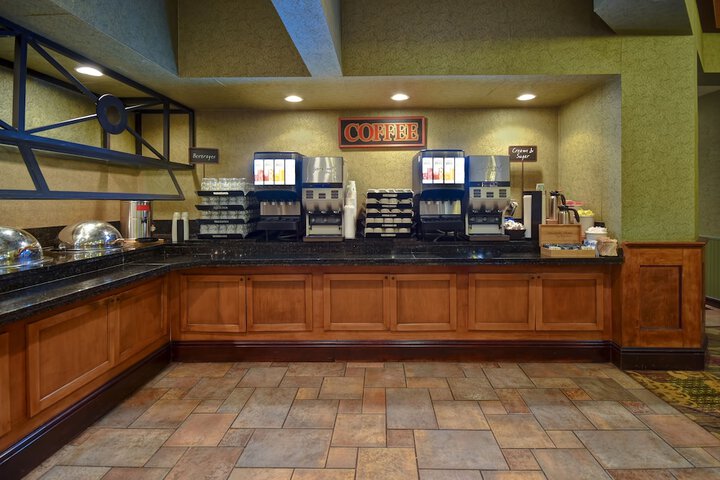 Embassy Suites by Hilton Lexington / UK Coldstream