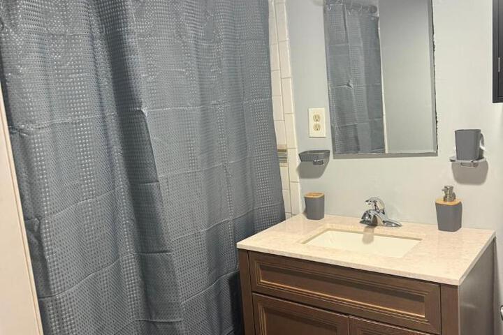 Private Guest House-Lake Ronkonkoma
