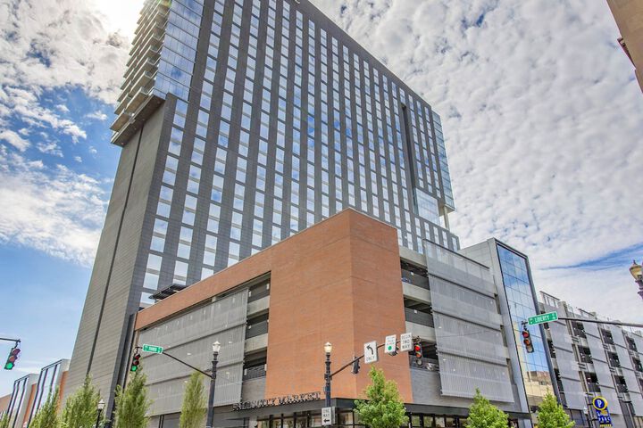 Omni Louisville Hotel