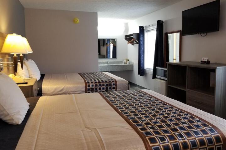 Room 13 of 21