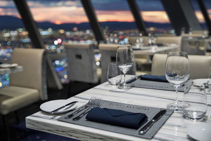Dining 83 of 143