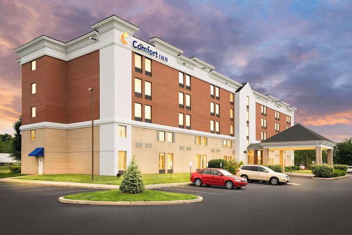 Hotel 2 of 45