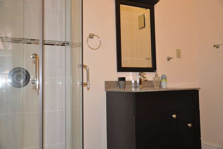 Room 16 of 33