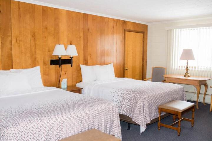 Room 5 of 6