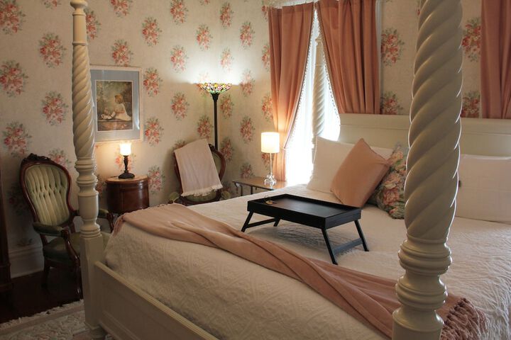 Boonville Luxury Lodging