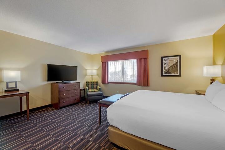 Room 19 of 42