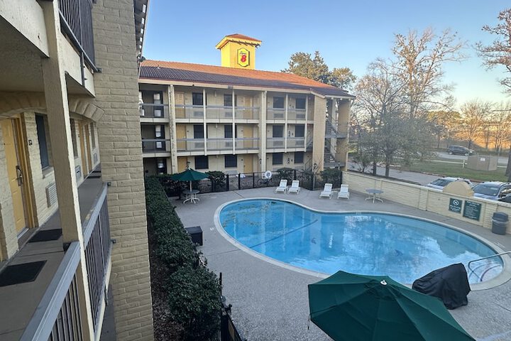 Hotel 7 of 29