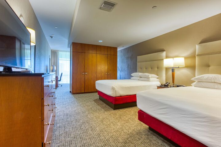Room 104 of 168