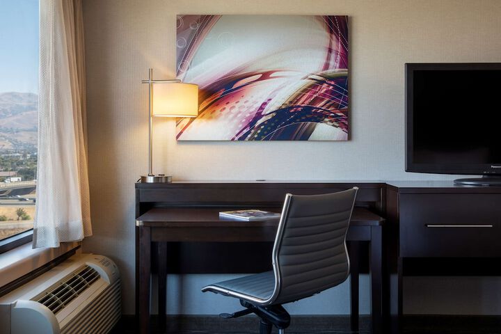 Room 15 of 44