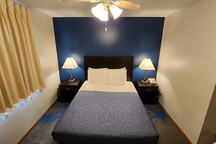 Room 56 of 80