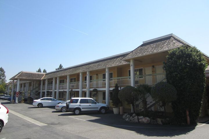 Hotel 7 of 19