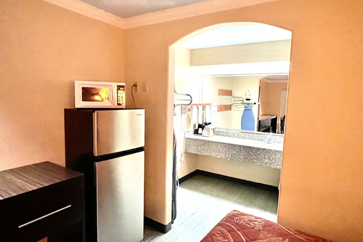 Luxury Inn & Suites Liberty