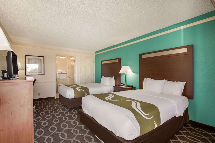 Quality Inn Tulsa Central