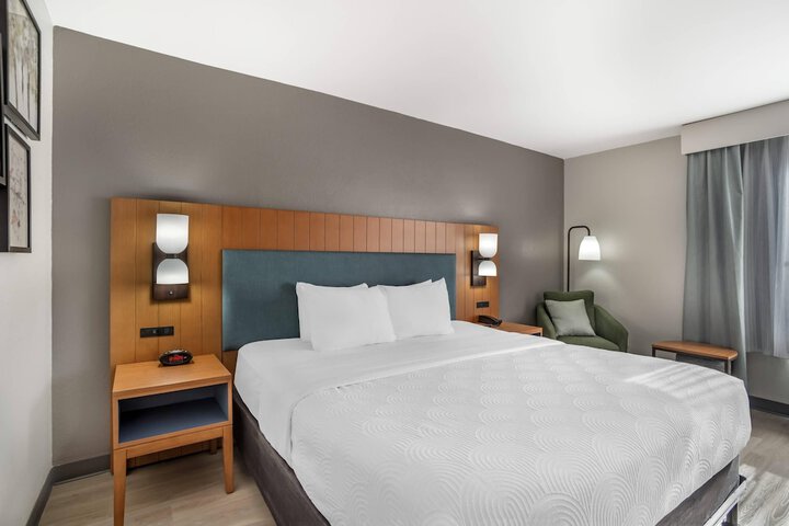 Country Inn & Suites by Radisson Shelby, NC