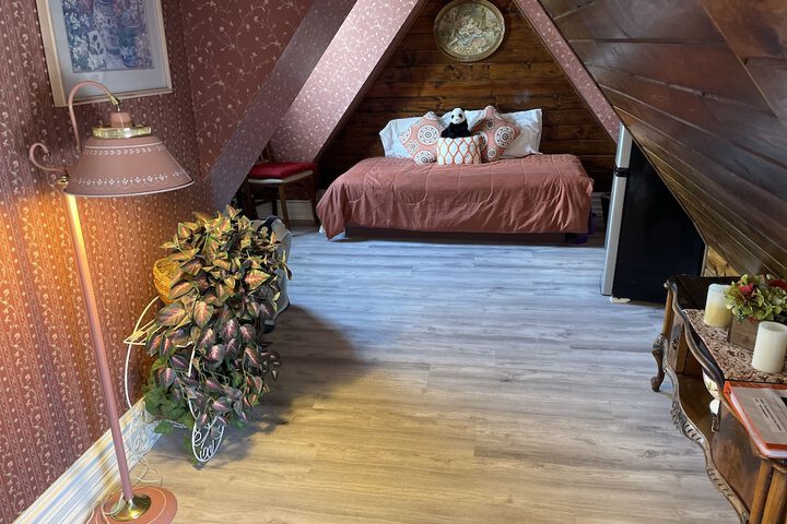 Arrowhead Lake Inn