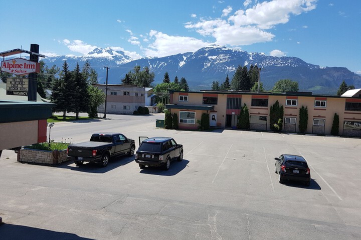 Hotel 7 of 48