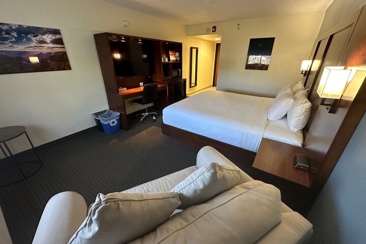 Red Feather Lodge
