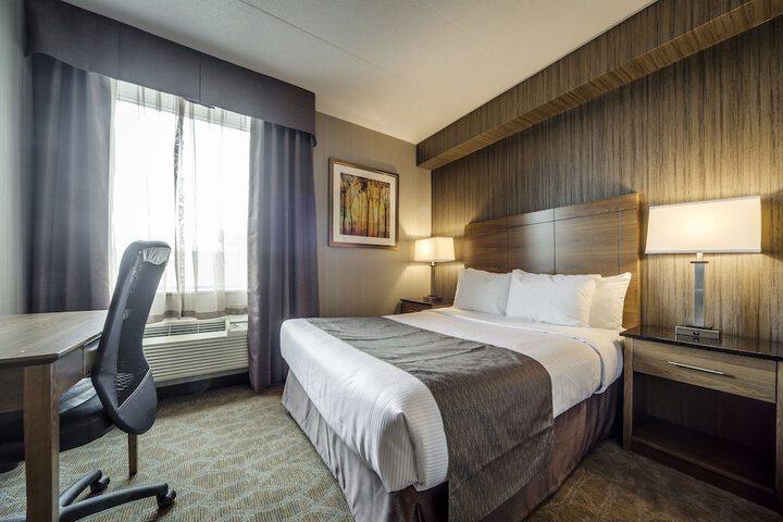 Room 21 of 61