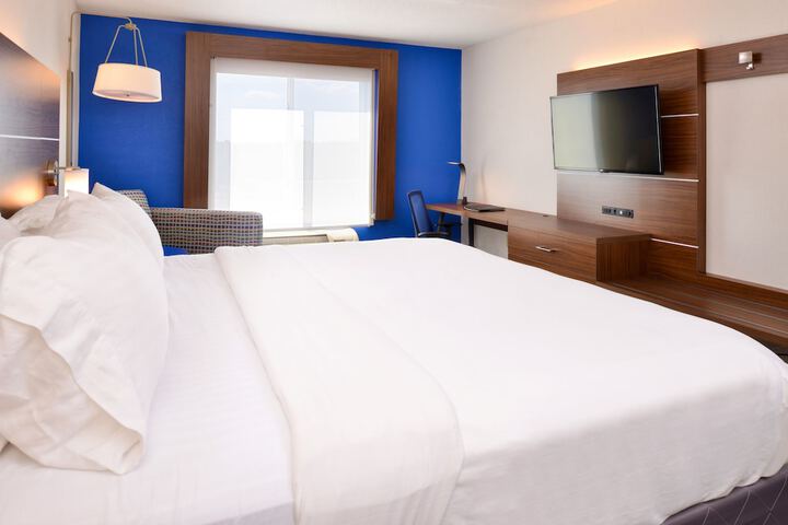 Room 20 of 38