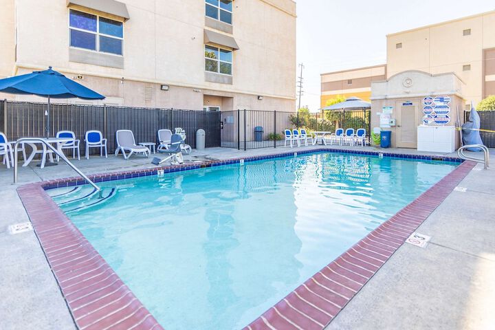 Pool 8 of 56