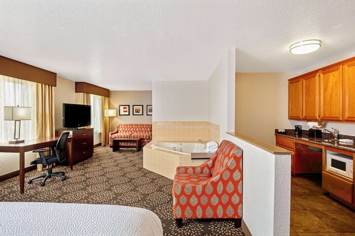 Room 19 of 29