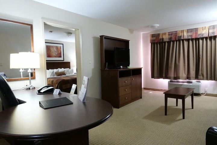 Ramada by Wyndham Weyburn