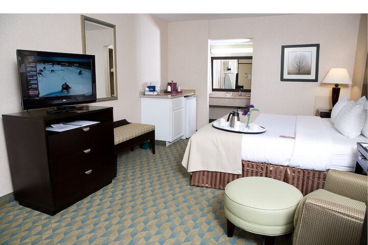 Room 18 of 37