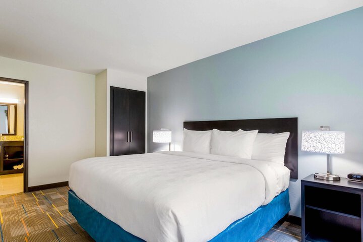 MainStay Suites Winfield - Teays Valley