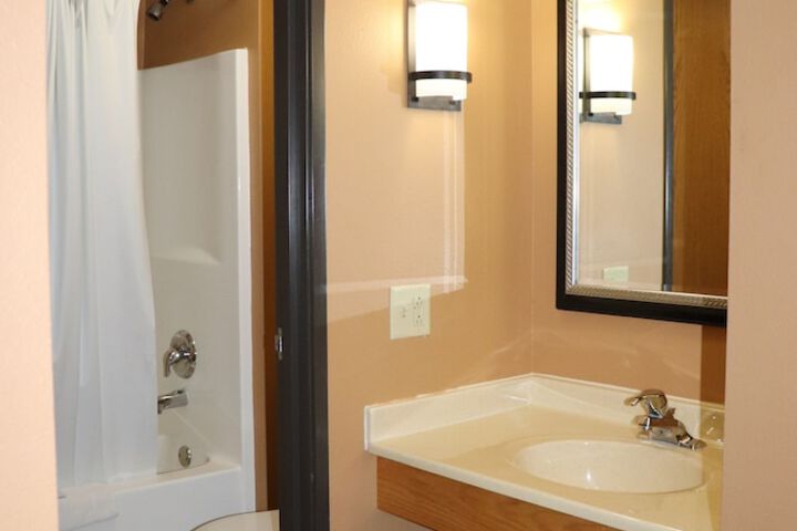 Room 18 of 26
