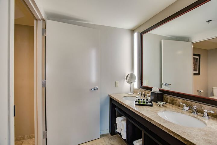 Room 20 of 69