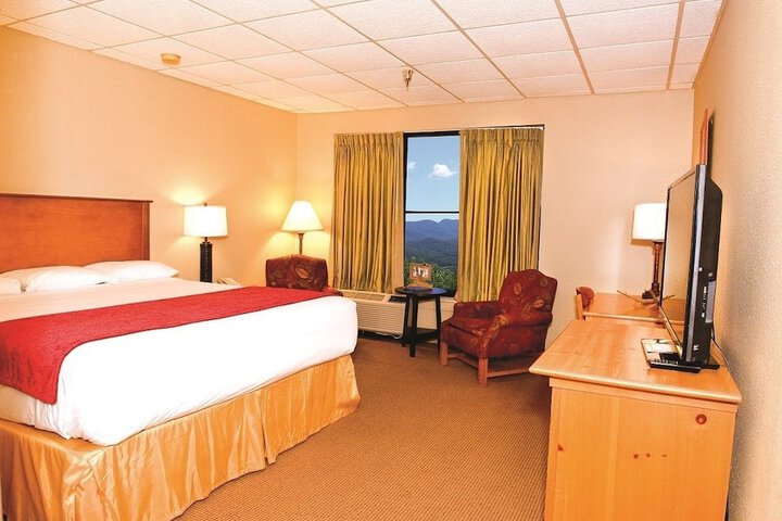 Room 27 of 47