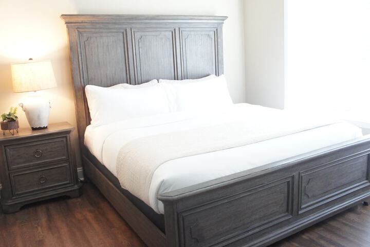 Room 32 of 70