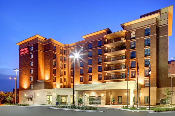 Hampton Inn & Suites Baton Rouge Downtown