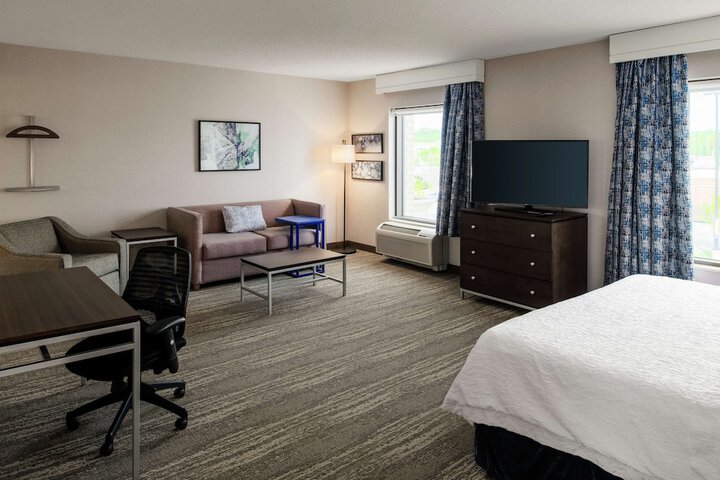 Hampton Inn & Suites by Hilton Halifax - Dartmouth