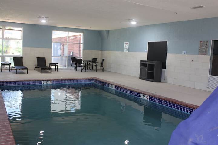Pool 10 of 101