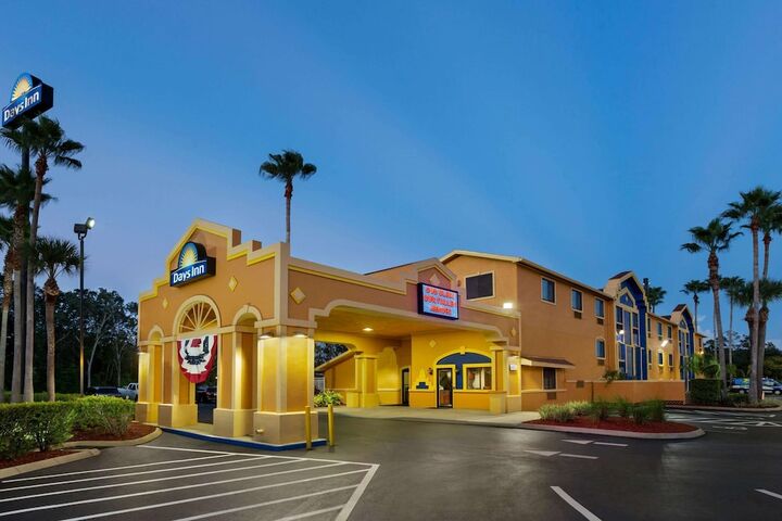 Hotel 2 of 42